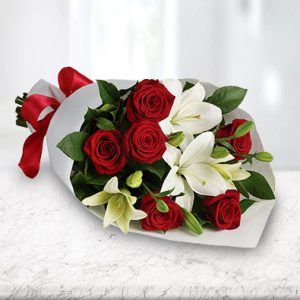 Royal Romance - Roses and Lilies Bouquet